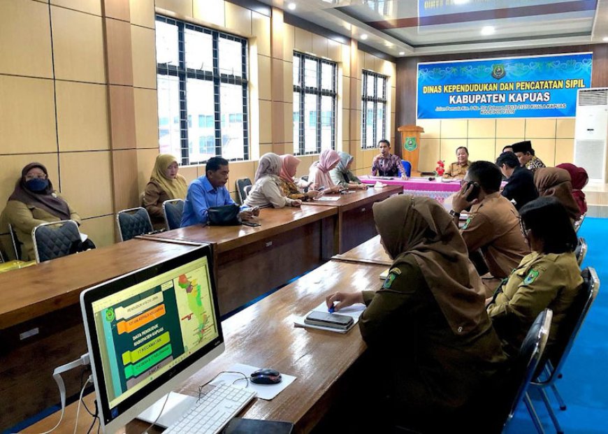 Sasar Penertiban KTP Warga Pendatang, DPRD Batola Kunjungi Disdukcapil Kapuas