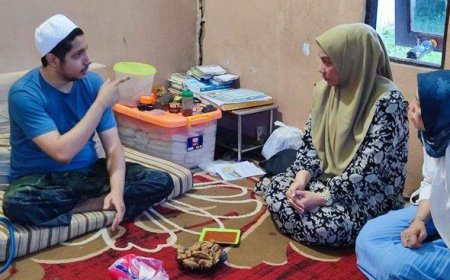 Pererat Silaturahmi, Lisa Halaby Sowan ke Habib Abdullah Alkaf