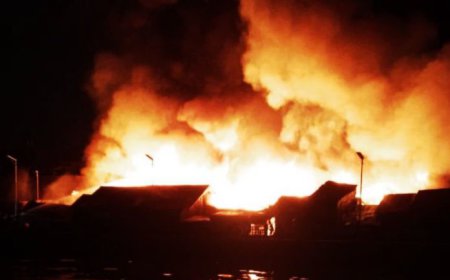 Polisi Selidiki Penyebab Kebakaran di Pasar Bawang Banjarmasin