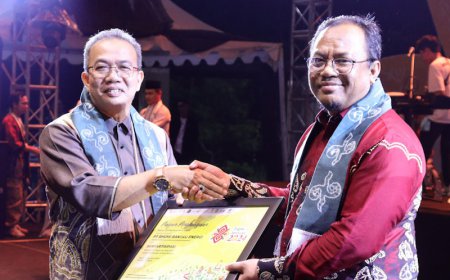 Dukung Penuh Tapin Art Festival 2024, PT BRE Terima Penghargaan