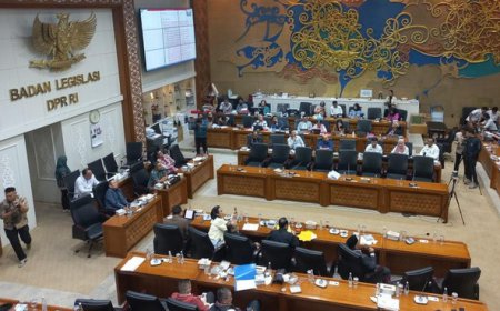 DPR Sepakat Syarat Baru Pencalonan Kepala Daerah Hanya Untuk Partai Nonparlemen