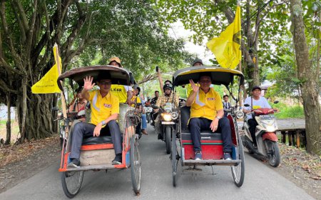 Rahmadian Noor-Sumarji Daftar ke KPU Batola, Unjuk Kekuatan 8 Parpol Koalisi