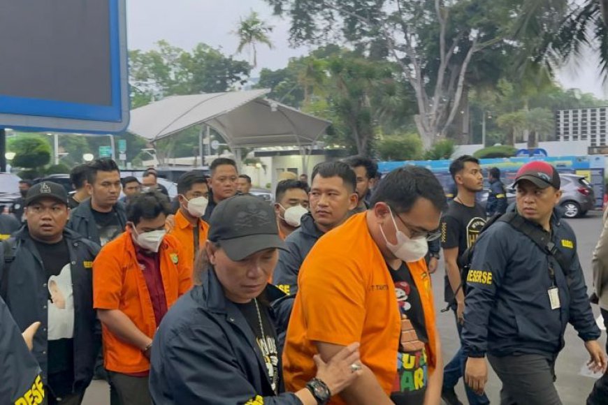 Waduh! Polisi Geledah Kantor Kementerian Komdigi Terkait Judi Online