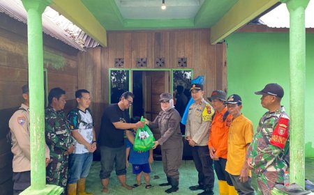 Respons Cepat Kejari Batola Bantu Warga Terdampak Banjir di Jejangkit