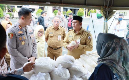 Kolaborasi Polres dan Pemkab Batola Gelar Pasar Murah Jelang Iduladha 1446 Hijriah